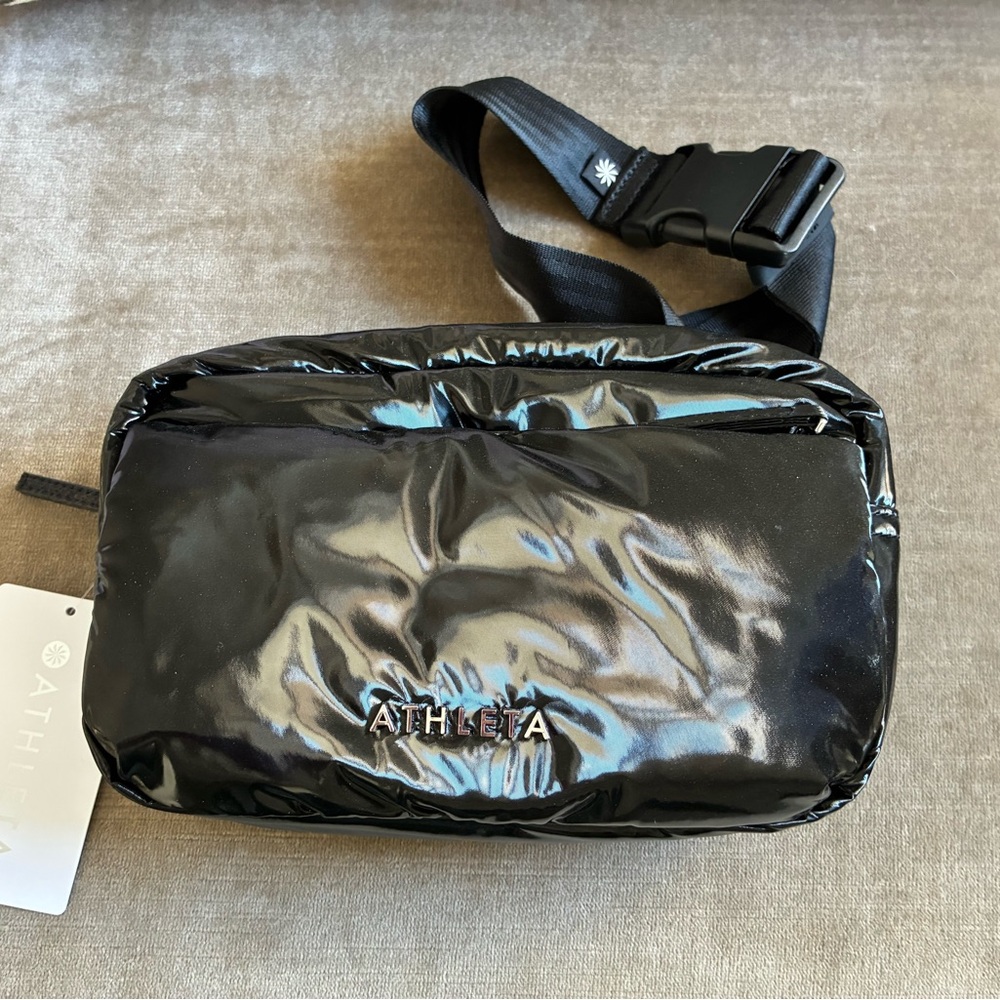 Athleta Bag NWT All About Shine Puff Large Belt Bag 🖤✔️ - Picture 9 of 12